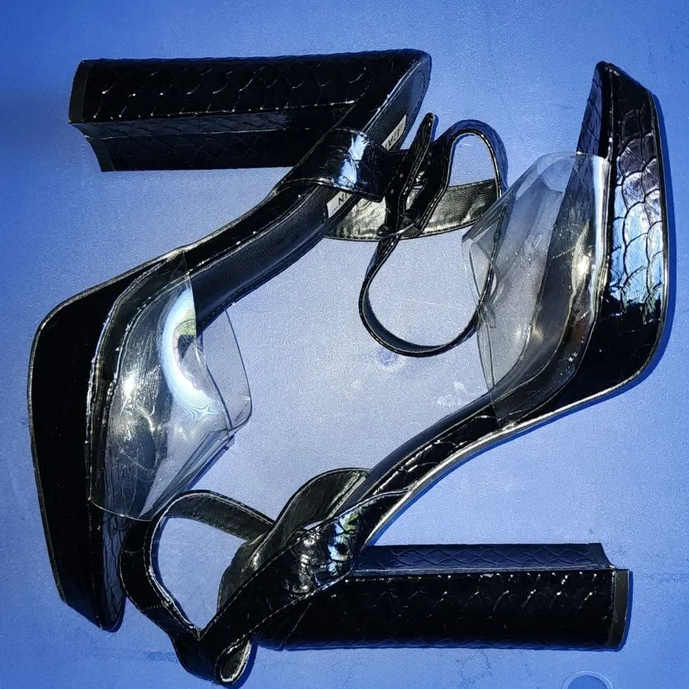 Cape Robbin Chunky Heel Platform